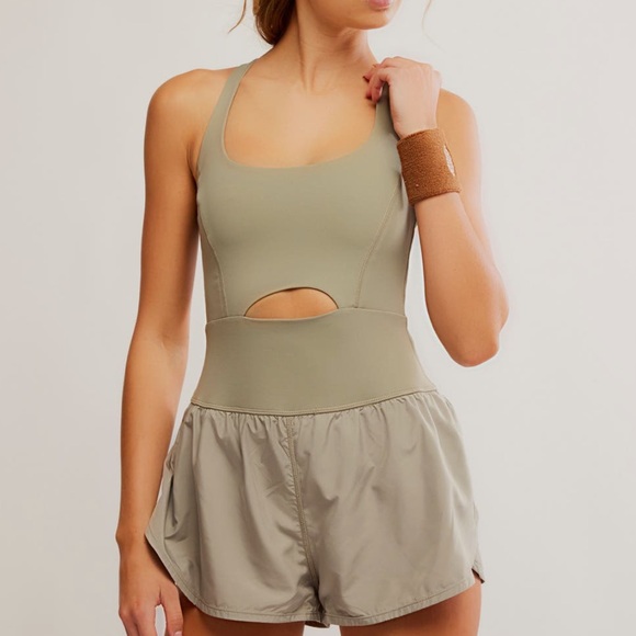 ✨NEW✨ FP Movement by Free People Righteous Runsie Romper Size S Sagestone - Picture 5 of 7